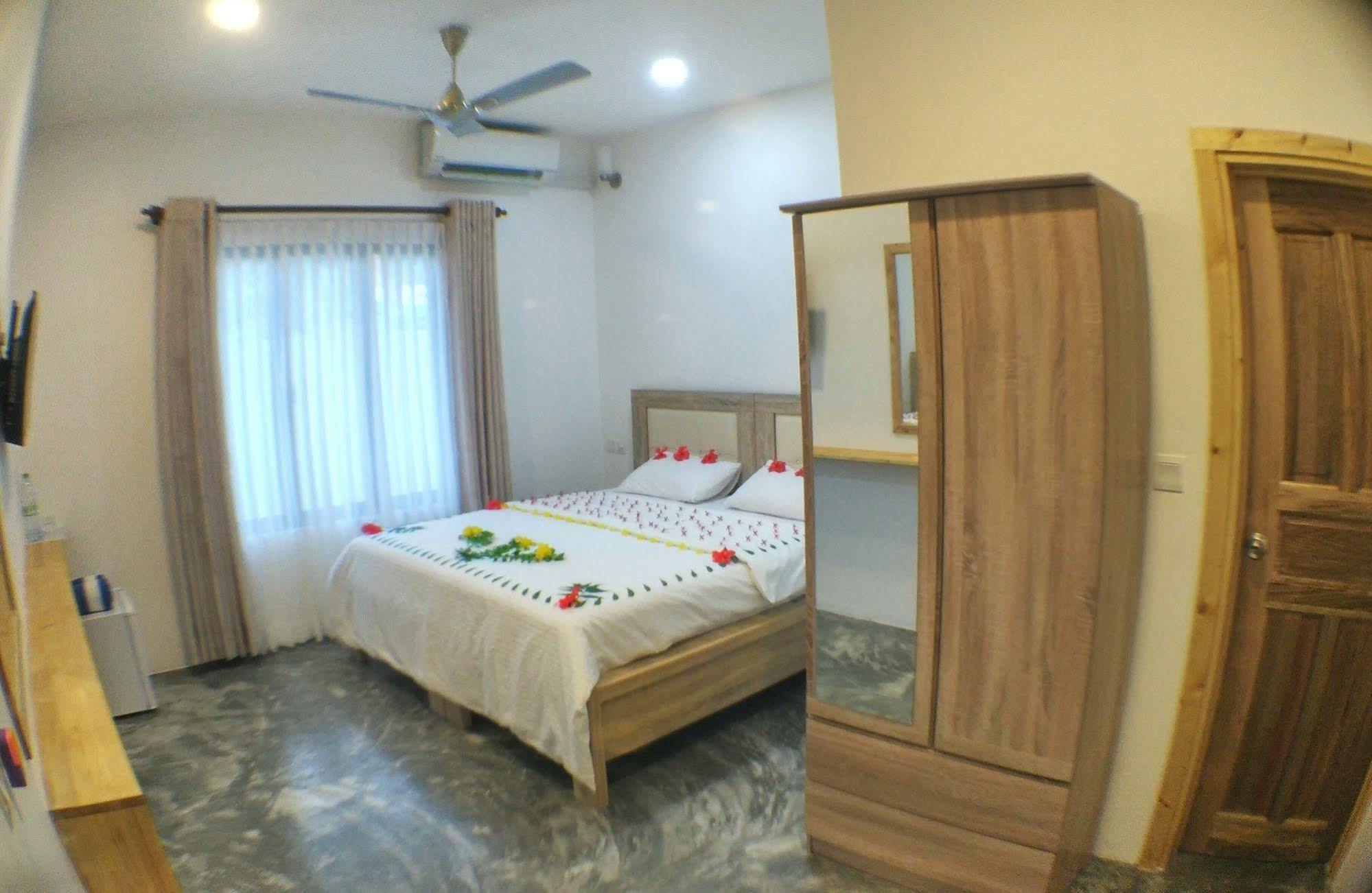 Thoddoo, Maldives 3*